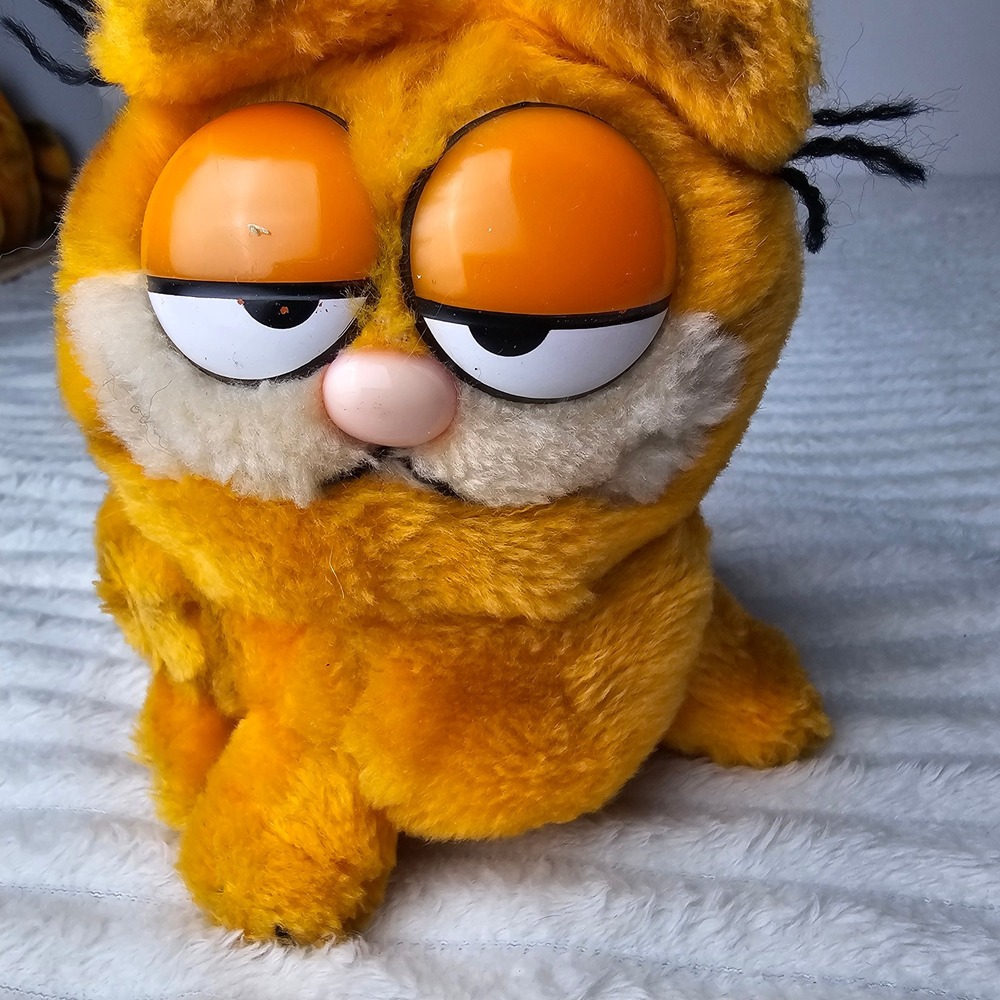 Dakin Garfield Plush 7.5" Orange Striped Vintage 80s Retro Collectible Toy
